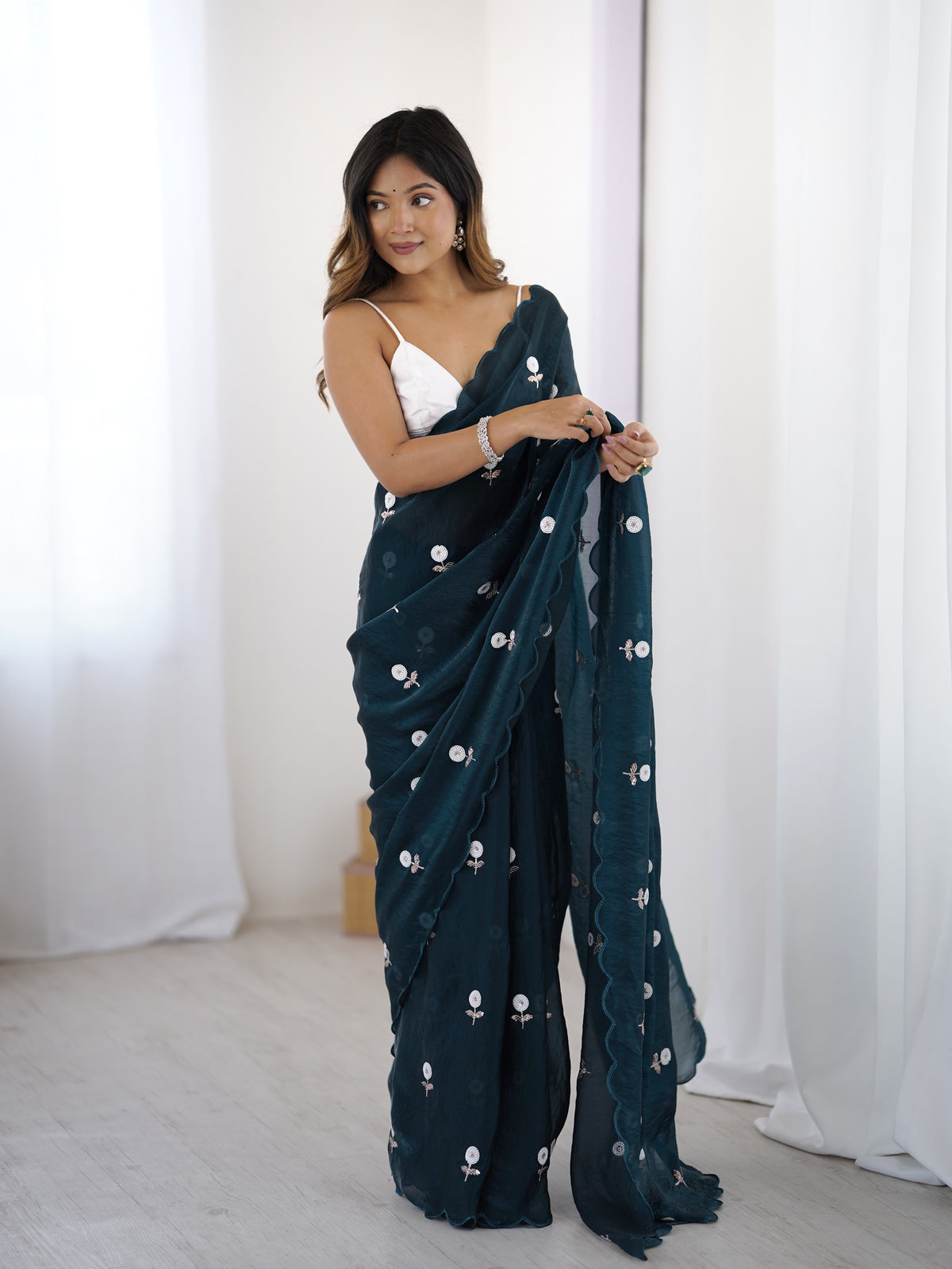 Urban Pallu Solid Poly Georgette Festive Saree