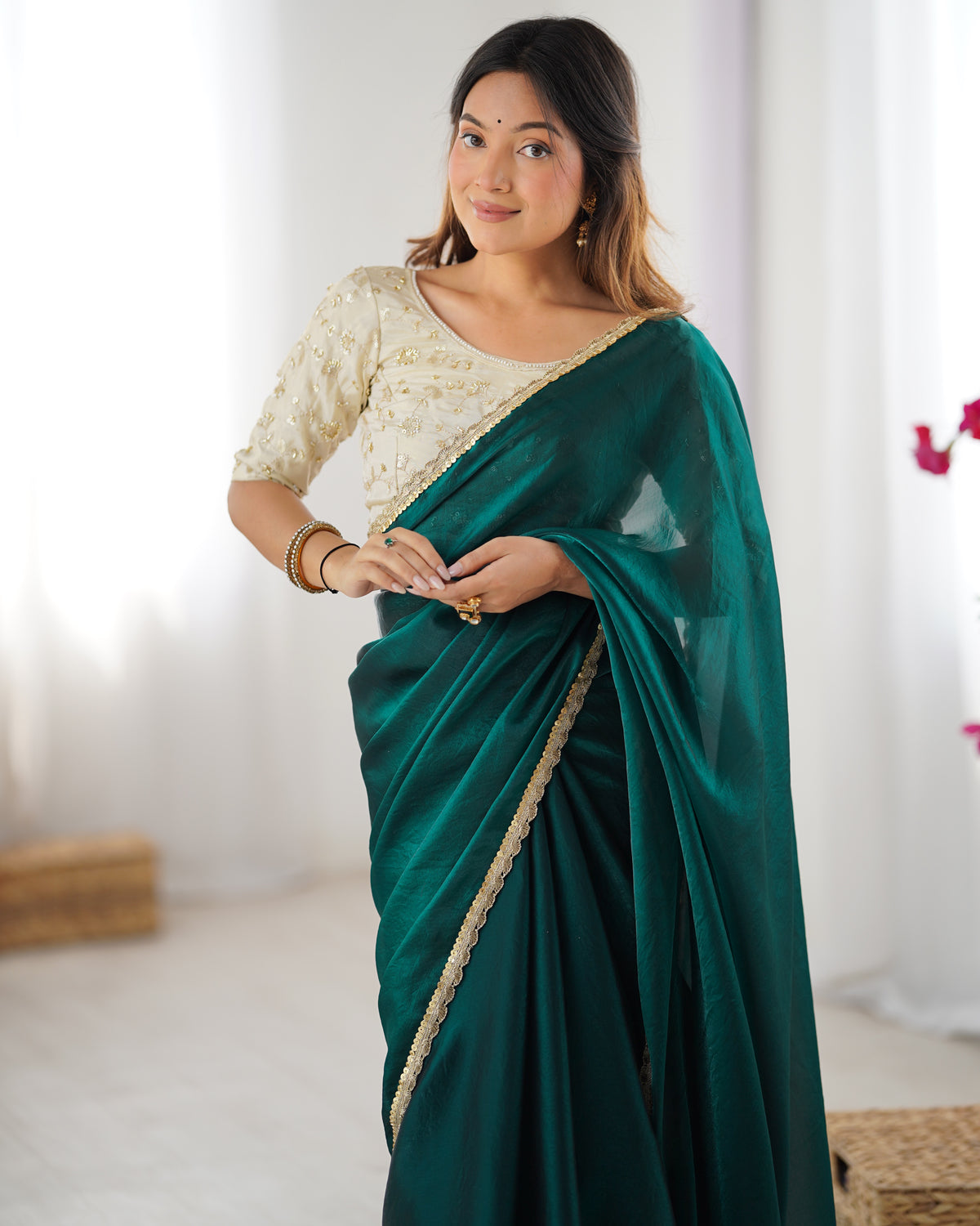 Urban Pallu Solid Tissue Festive Saree