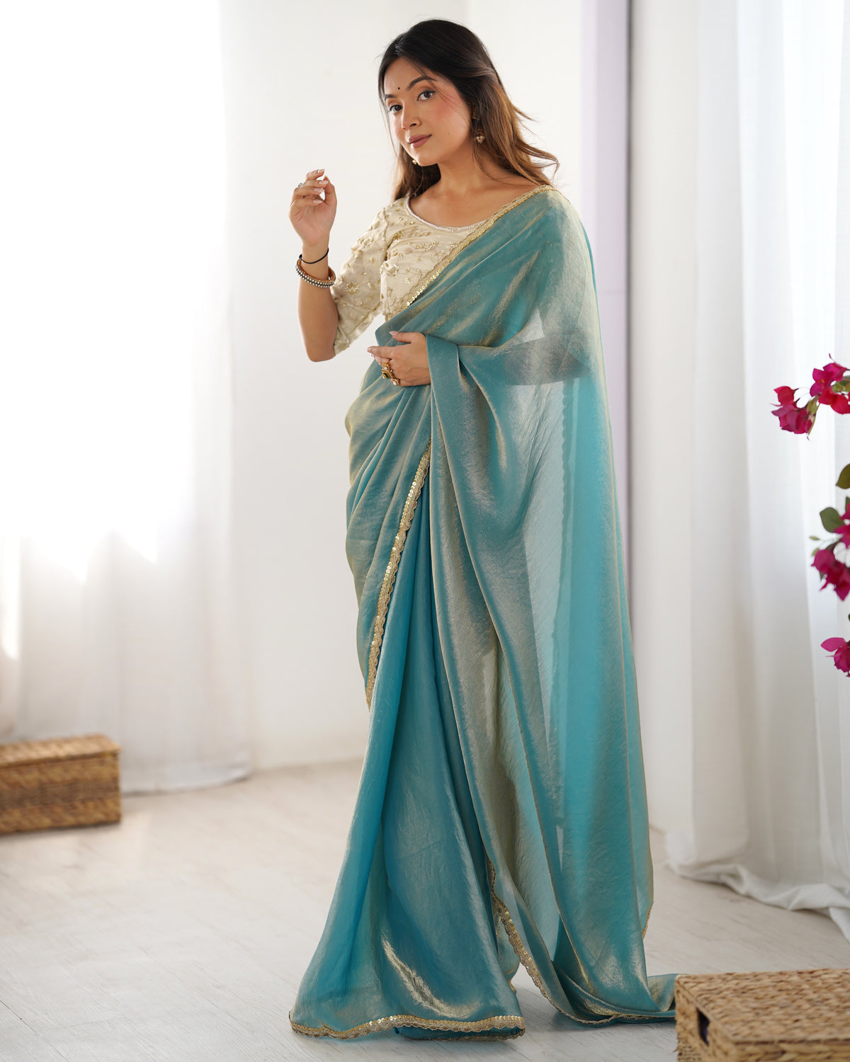 Urban Pallu Solid Tissue Festive Saree