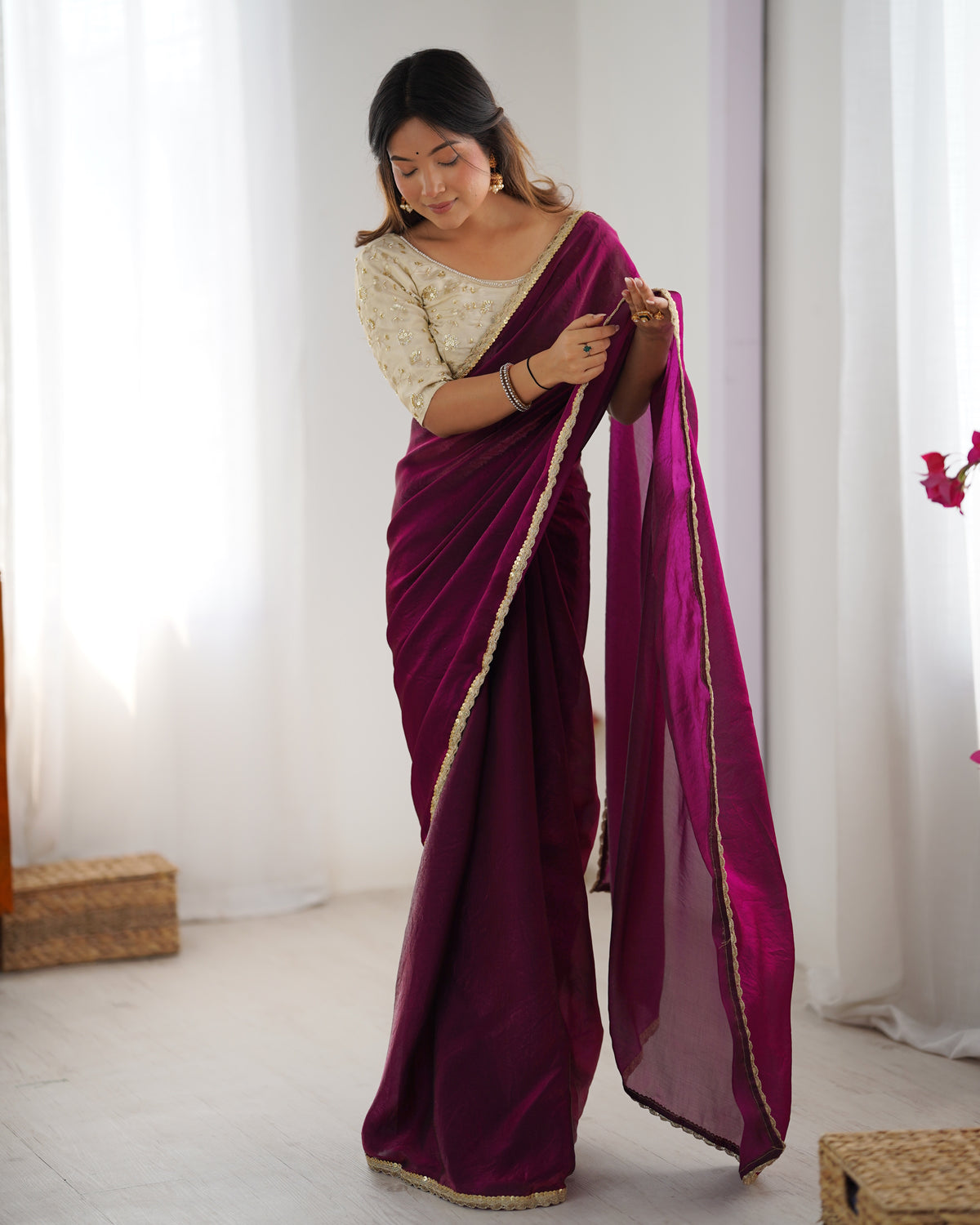 Urban Pallu Solid Tissue Festive Saree