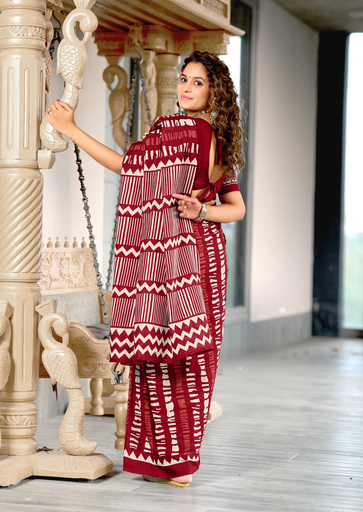 Urban Pallu Woven Design Pure Cotton Daily Saree