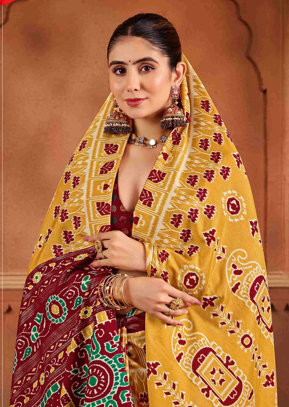 Urban Pallu Ethnic Motifs Silk Blend Fusion Patola Saree