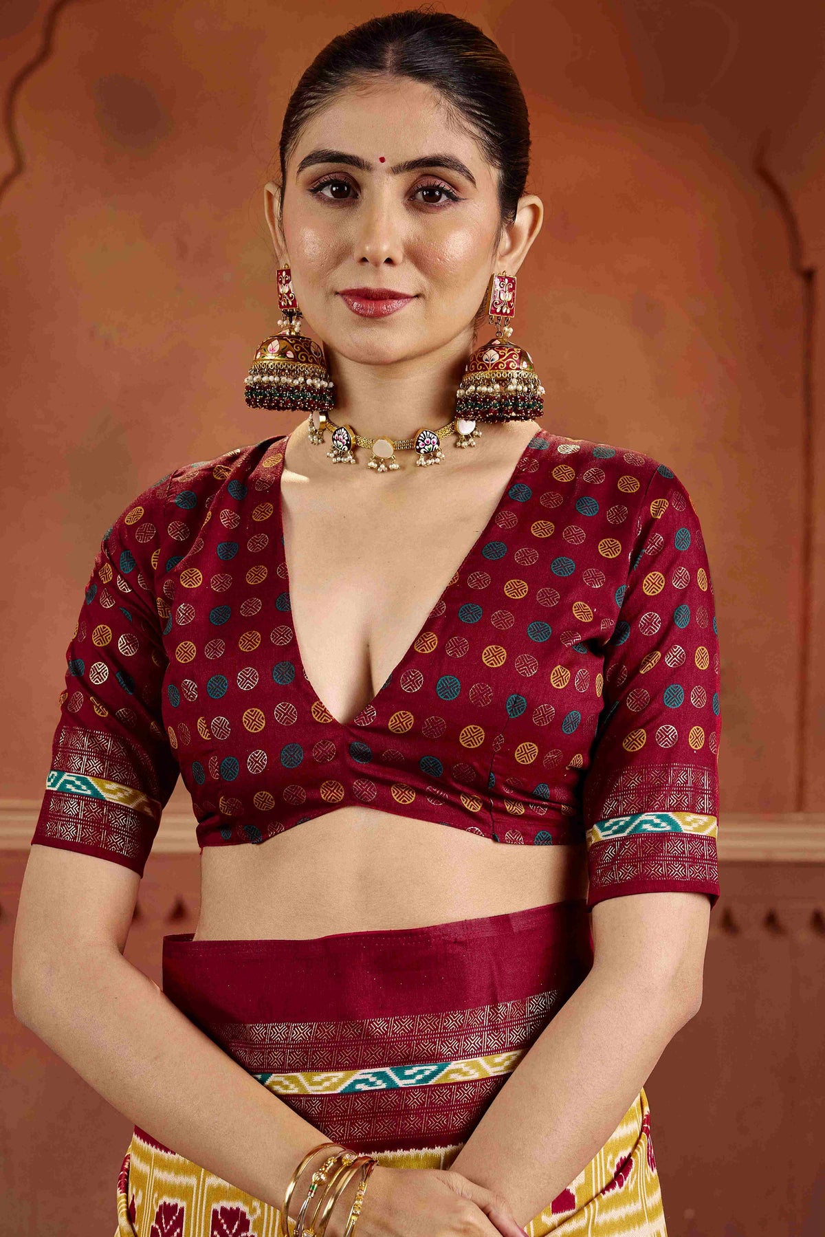 Urban Pallu Ethnic Motifs Silk Blend Fusion Patola Saree