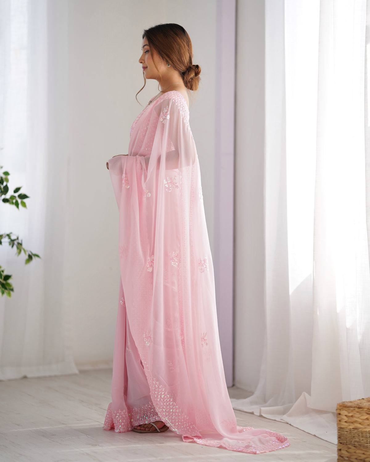 Urban Pallu Embroidered Poly Georgette Fusion Saree