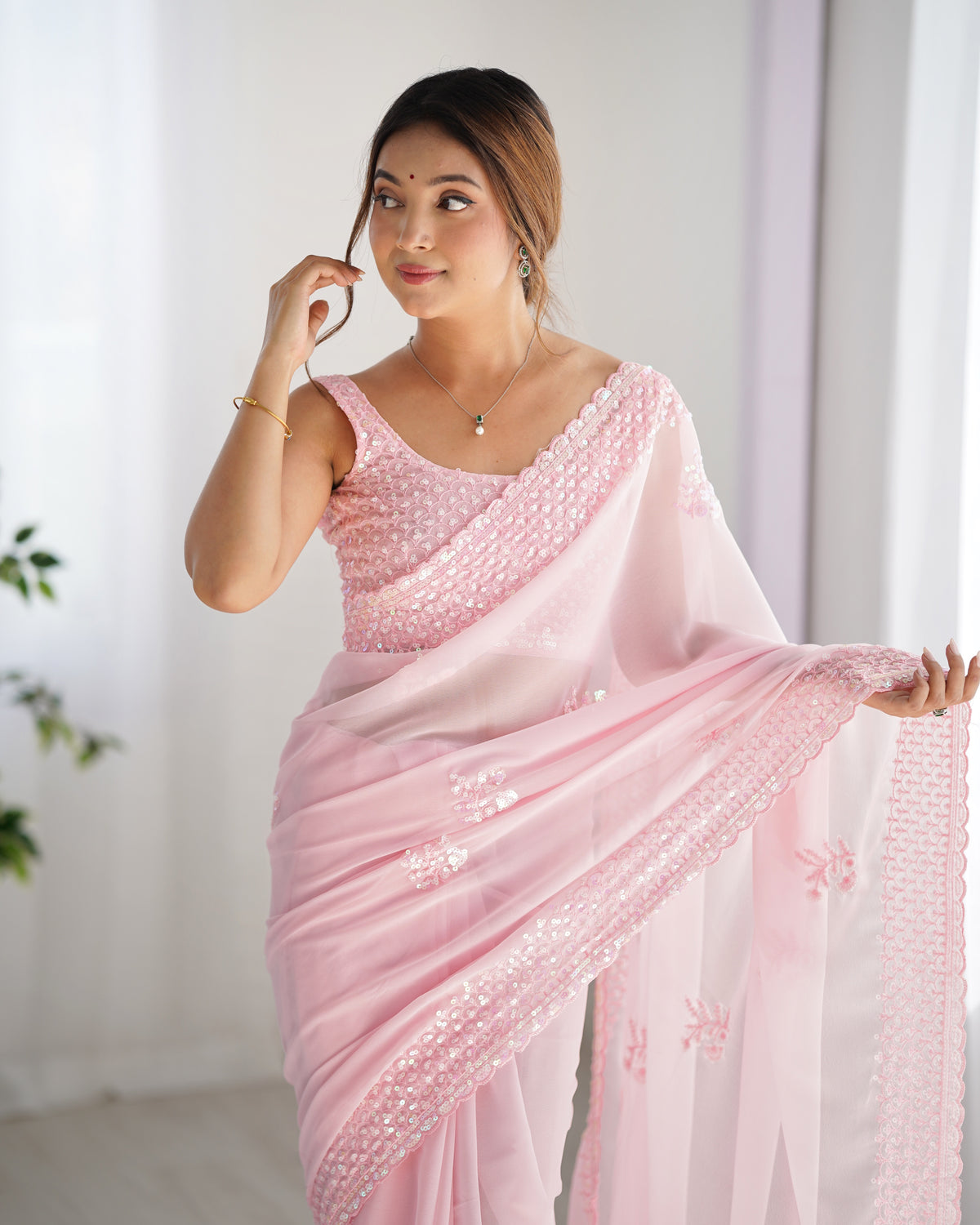 Urban Pallu Embroidered Poly Georgette Fusion Saree