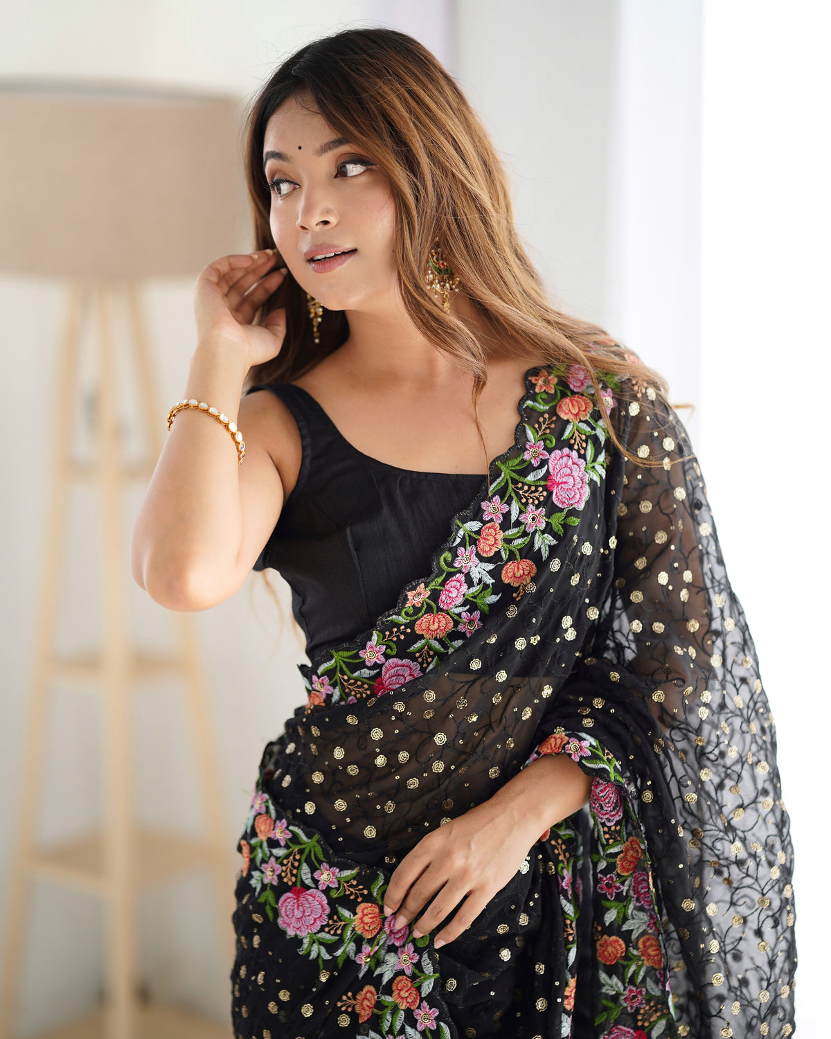 Urban Pallu Embroidered Poly Georgette Fusion Saree