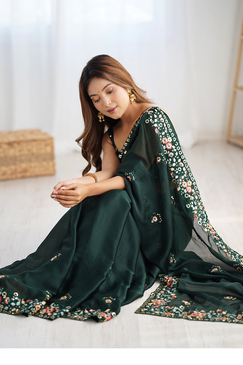 Urban Pallu Solid Poly Chiffon Festive Saree