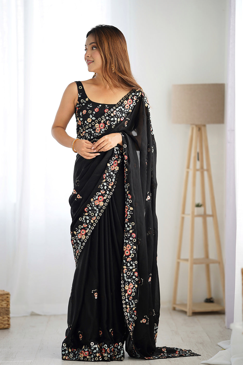 Urban Pallu Solid Poly Chiffon Festive Saree