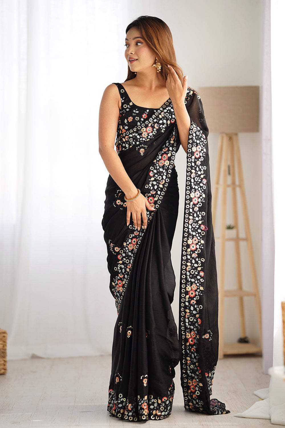 Urban Pallu Solid Poly Chiffon Festive Saree