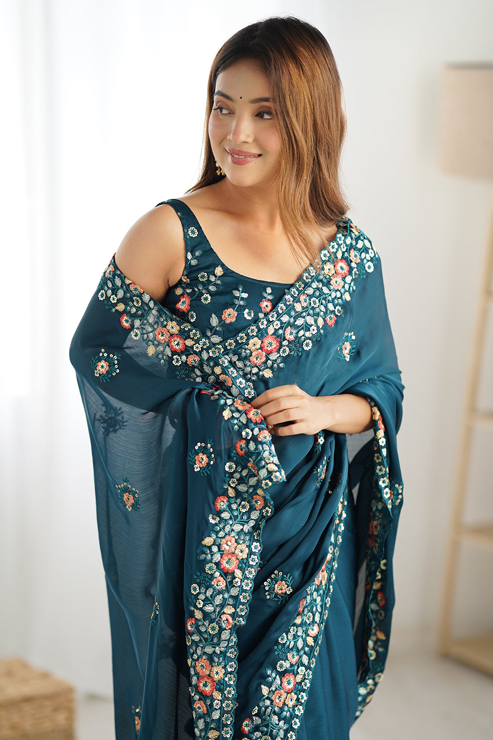 Urban Pallu Solid Poly Chiffon Festive Saree
