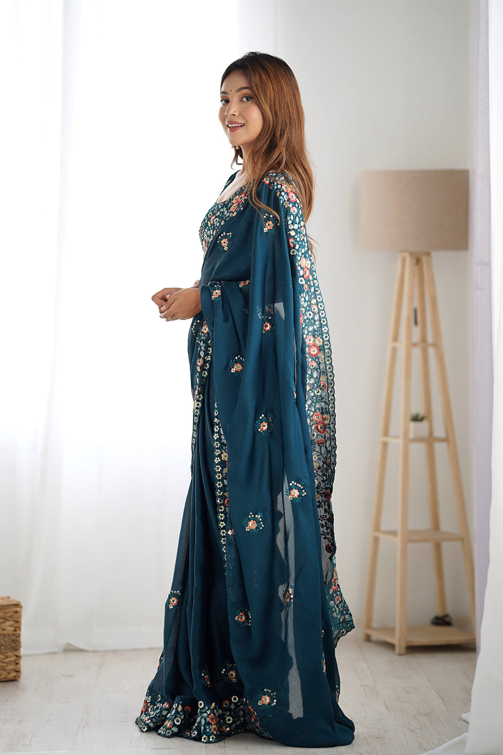 Urban Pallu Solid Poly Chiffon Festive Saree