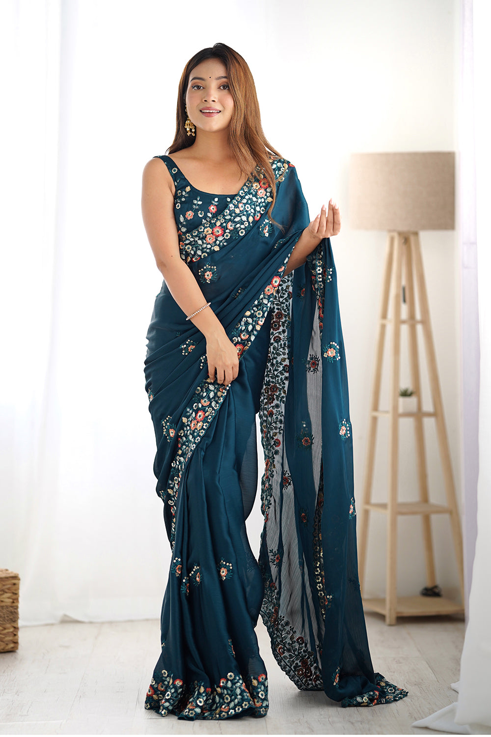 Urban Pallu Solid Poly Chiffon Festive Saree