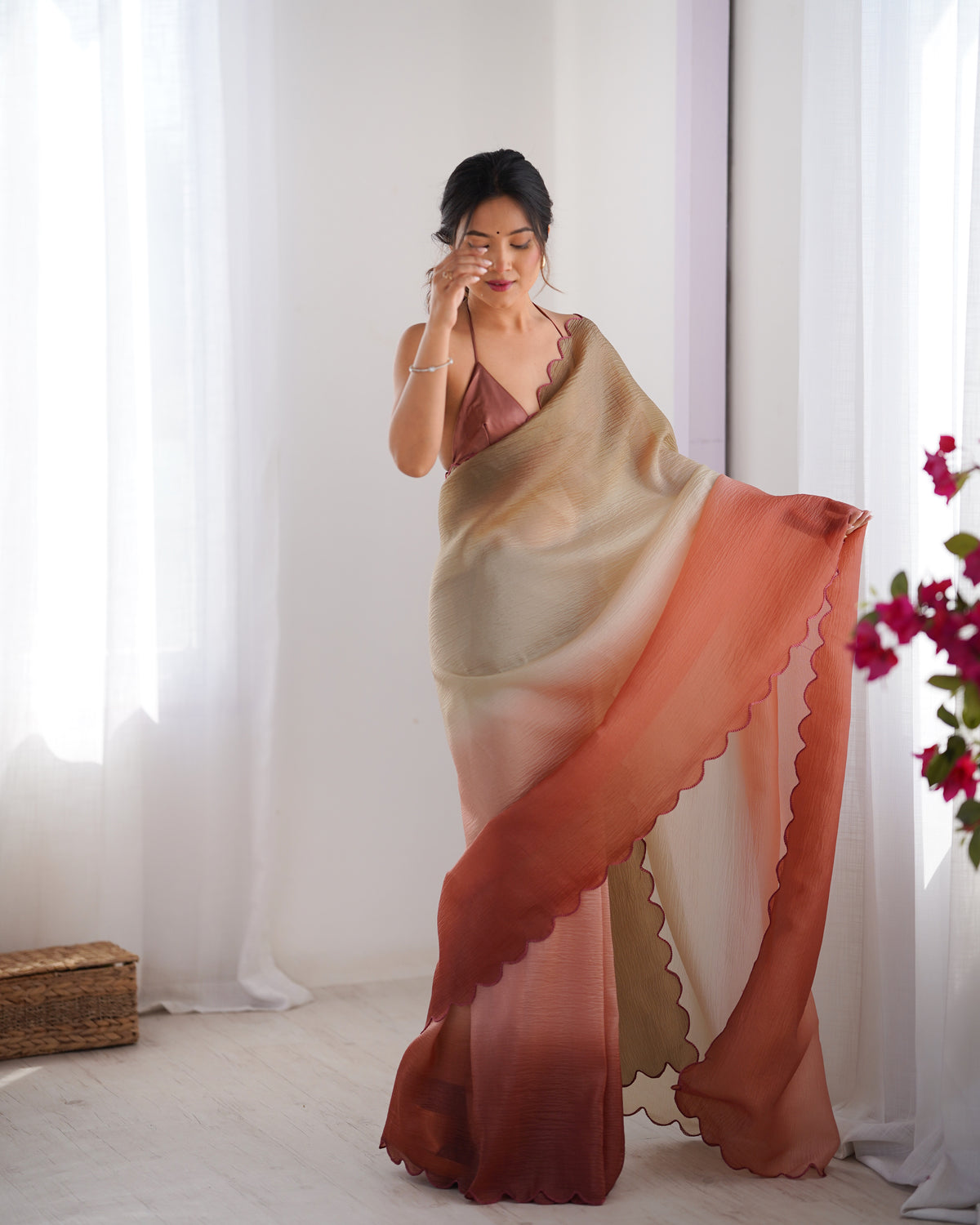 Urban Pallu Solid Silk Blend Party Saree