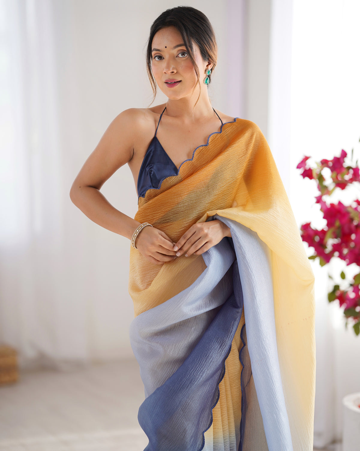 Urban Pallu Solid Silk Blend Party Saree
