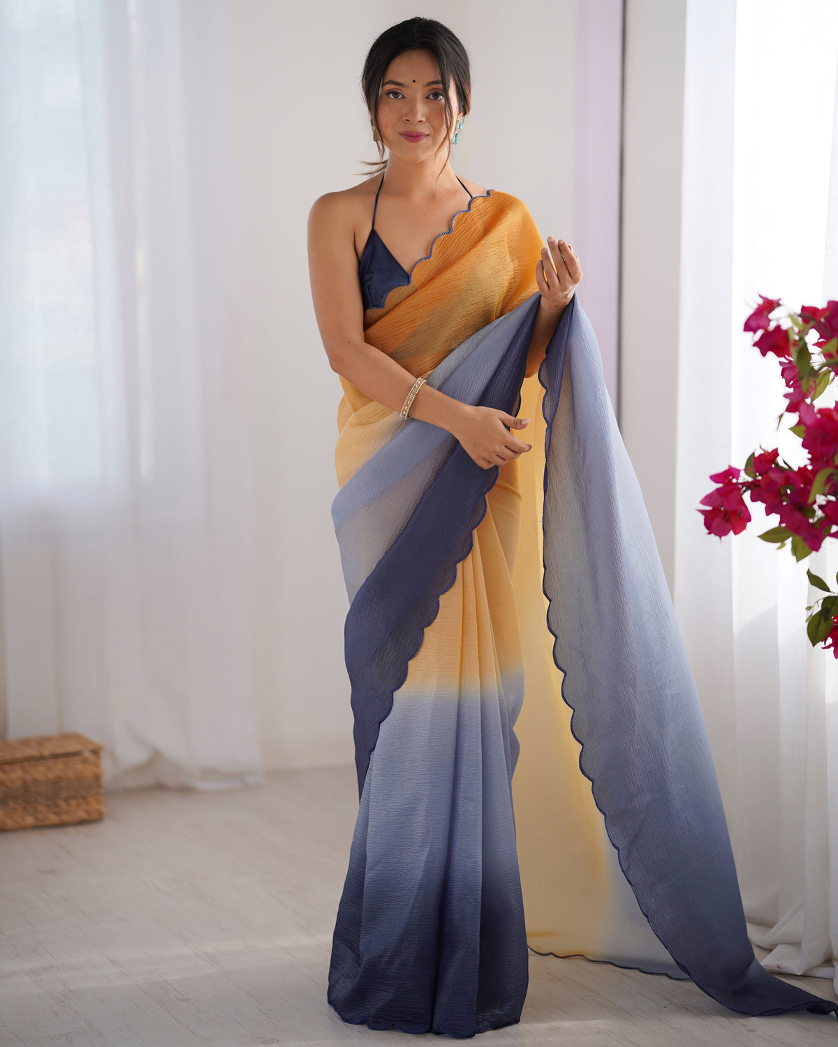 Urban Pallu Solid Silk Blend Party Saree