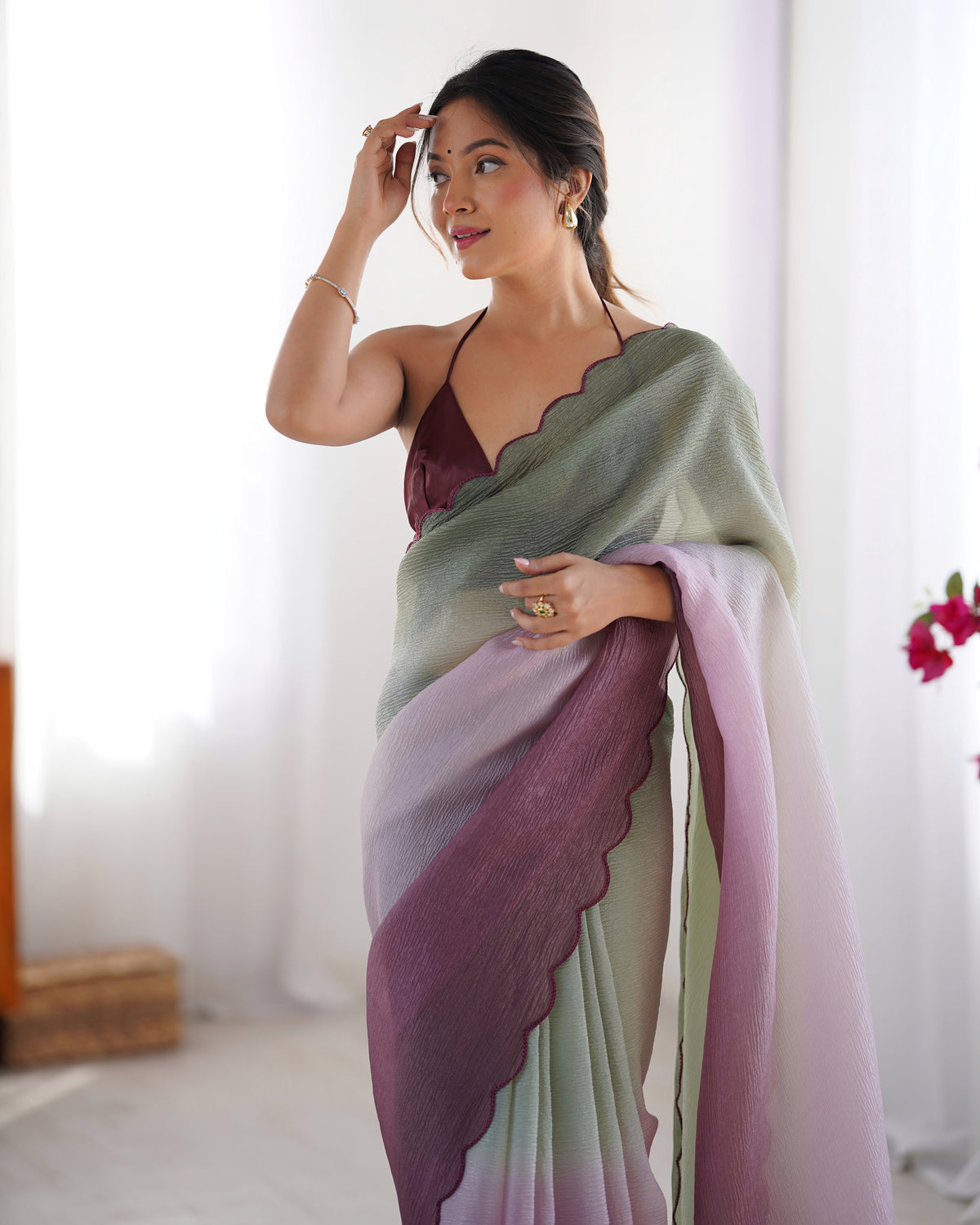 Urban Pallu Solid Silk Blend Party Saree