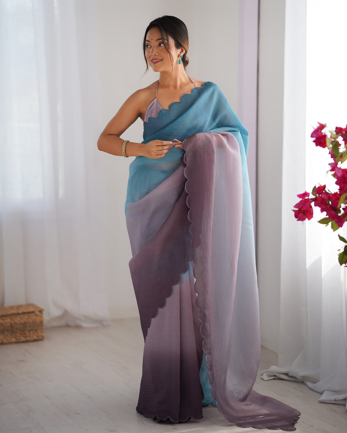 Urban Pallu Solid Silk Blend Party Saree