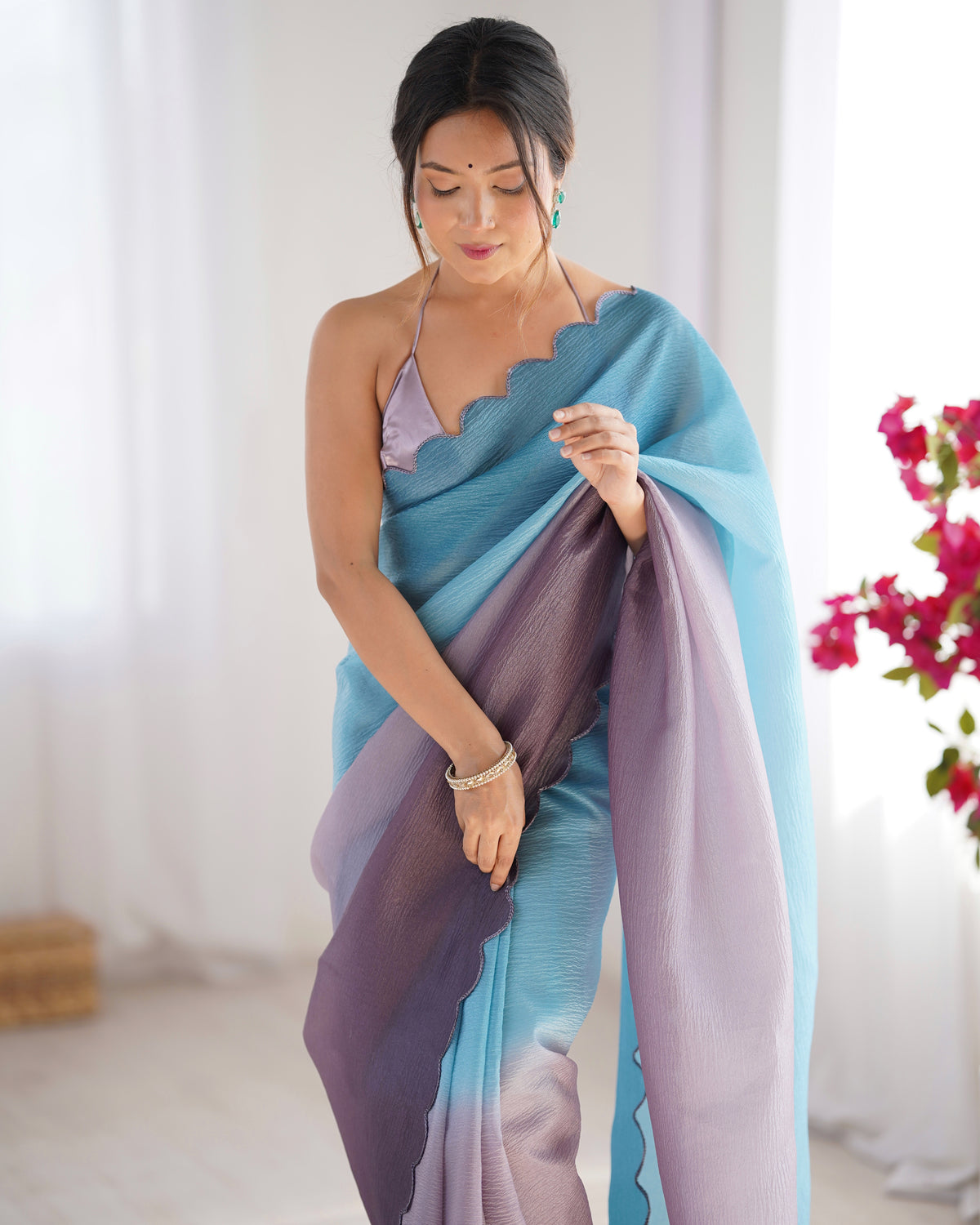 Urban Pallu Solid Silk Blend Party Saree