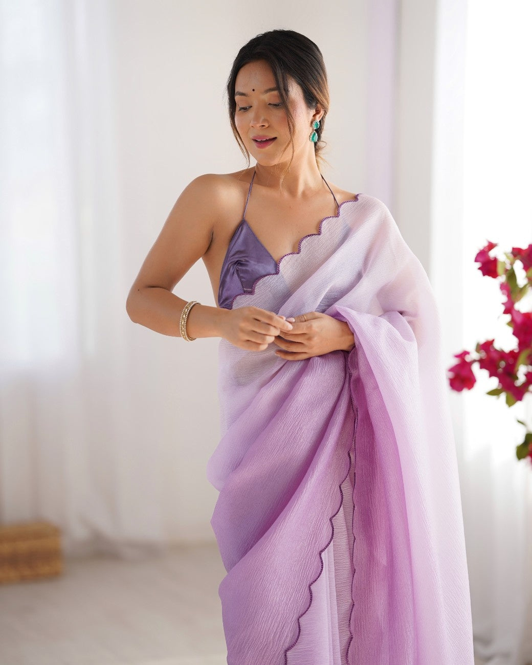 Urban Pallu Solid Silk Blend Party Saree