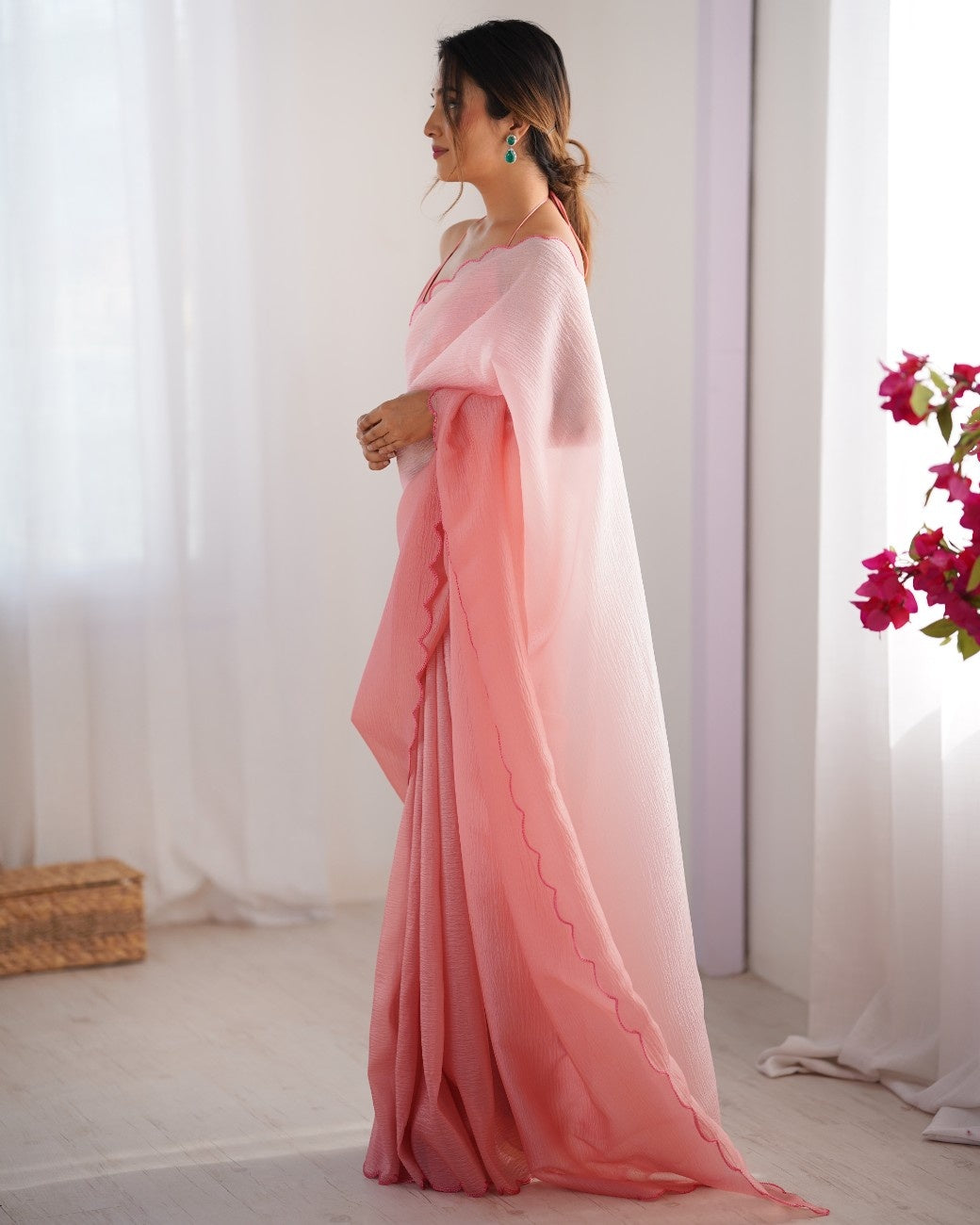 Urban Pallu Solid Silk Blend Party Saree