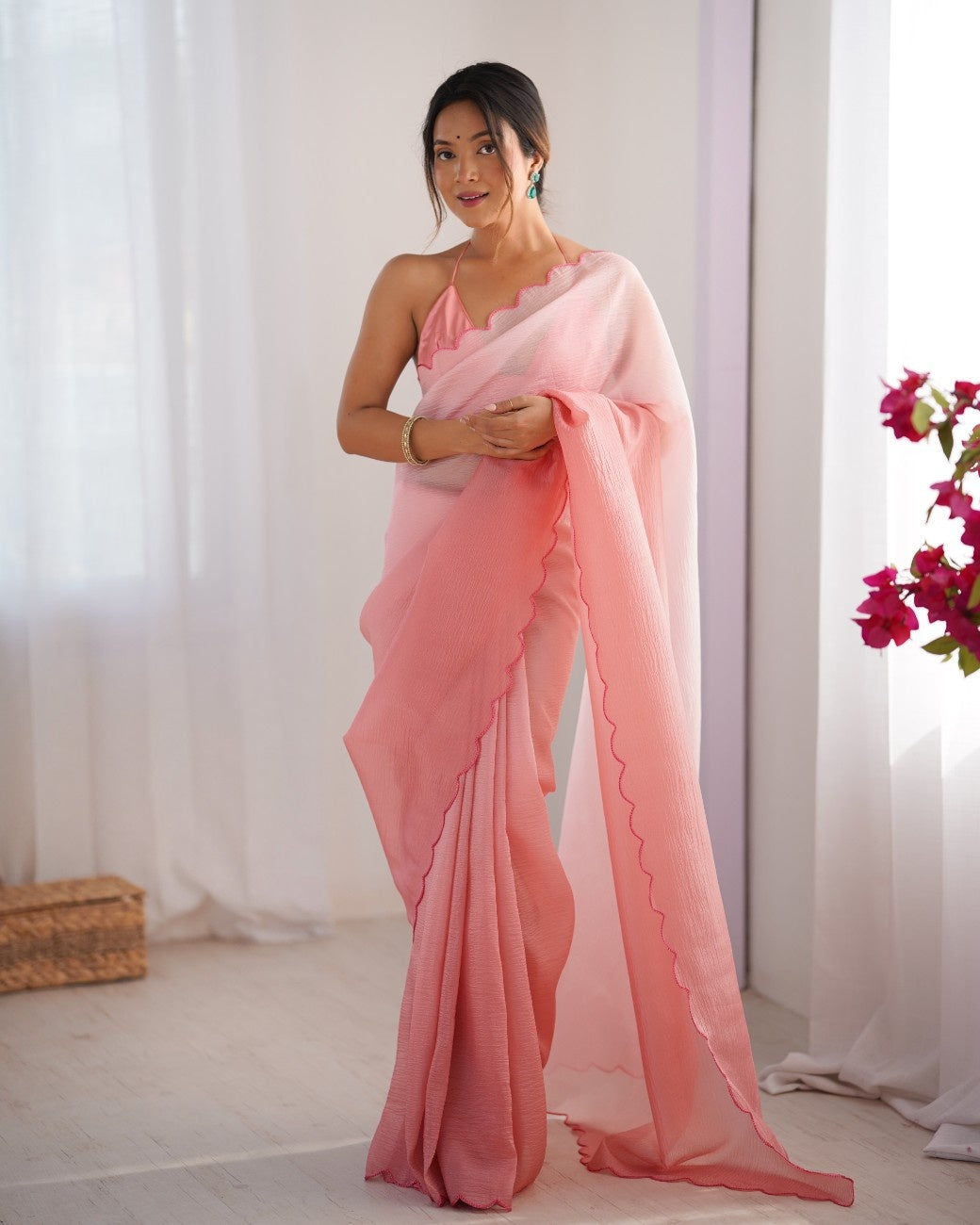 Urban Pallu Solid Silk Blend Party Saree