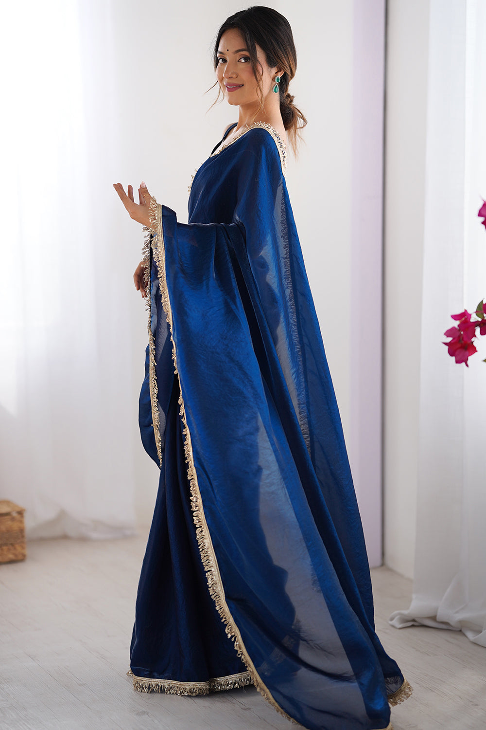 Urban Pallu Solid Poly Georgette Daily Saree