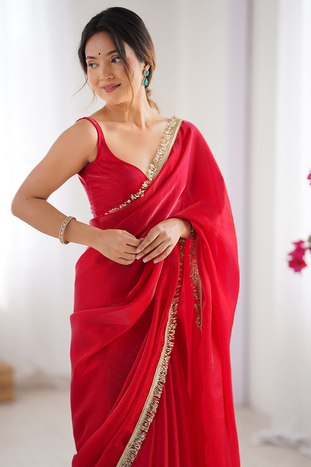 Urban Pallu Solid Poly Georgette Daily Saree