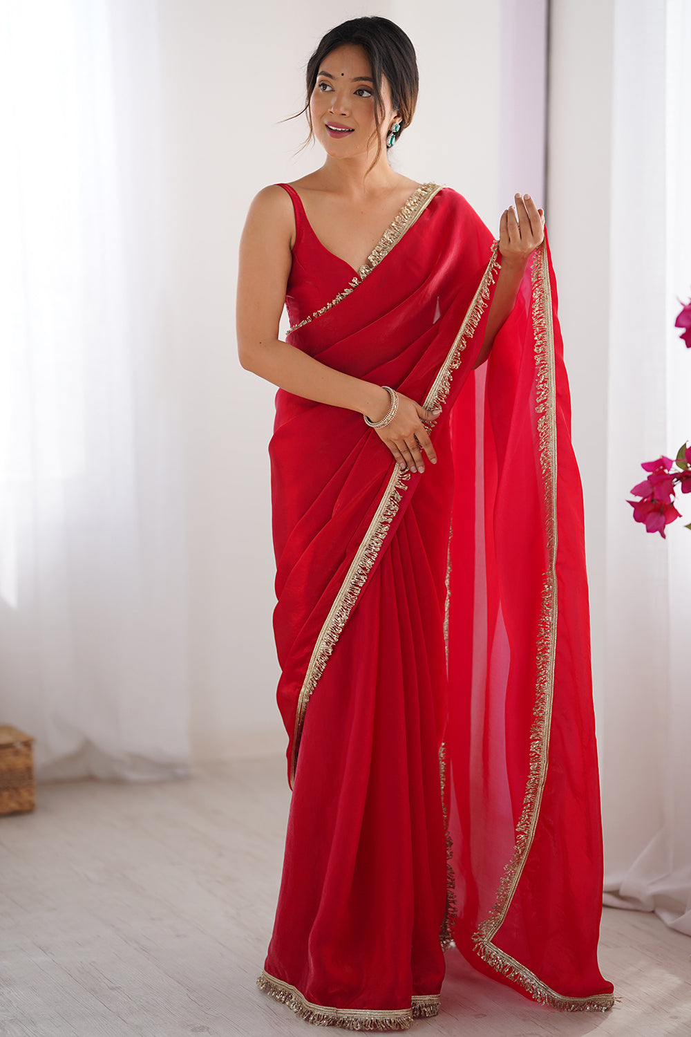 Urban Pallu Solid Poly Georgette Daily Saree