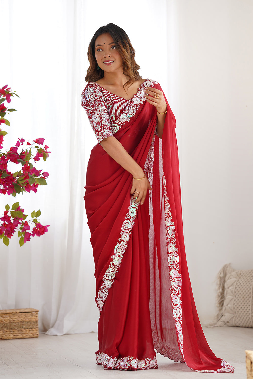 Urban Pallu Solid Poly Georgette Daily Saree