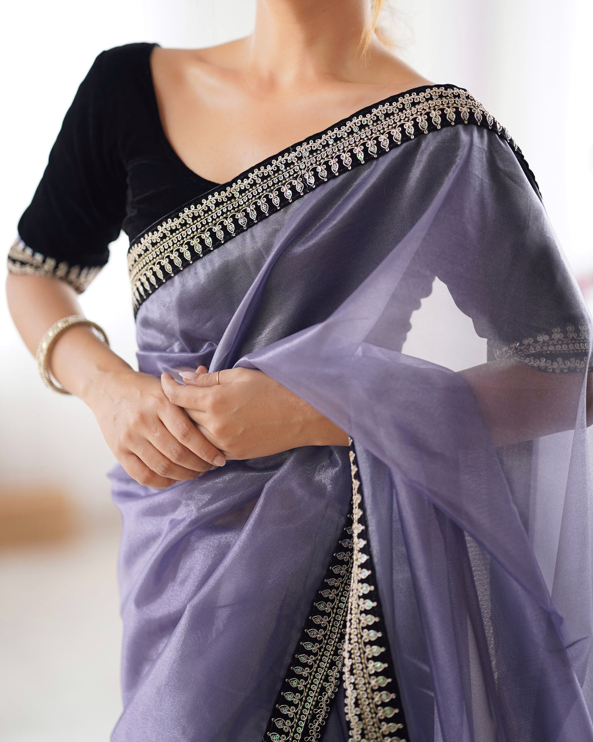Urban Pallu Solid Poly Georgette Daily Saree
