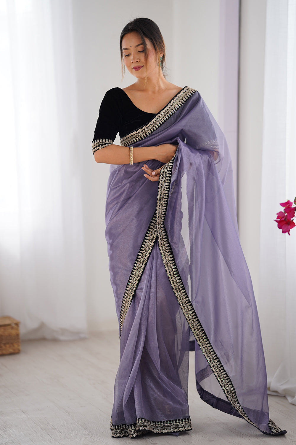 Urban Pallu Solid Poly Georgette Daily Saree