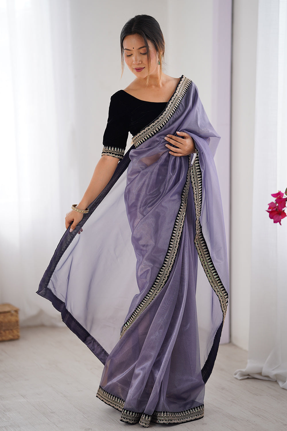 Urban Pallu Solid Poly Georgette Daily Saree