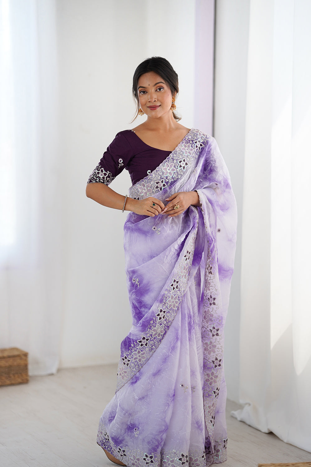 Urban Pallu Embroidered Poly Chiffon Daily Saree