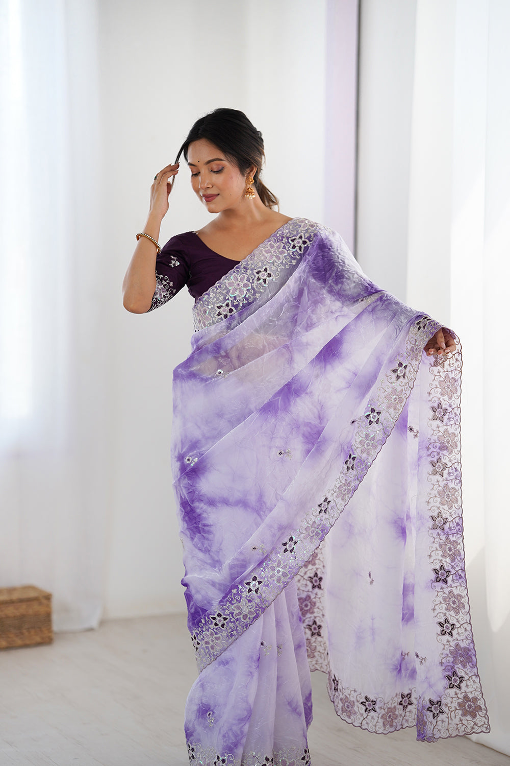 Urban Pallu Embroidered Poly Chiffon Daily Saree