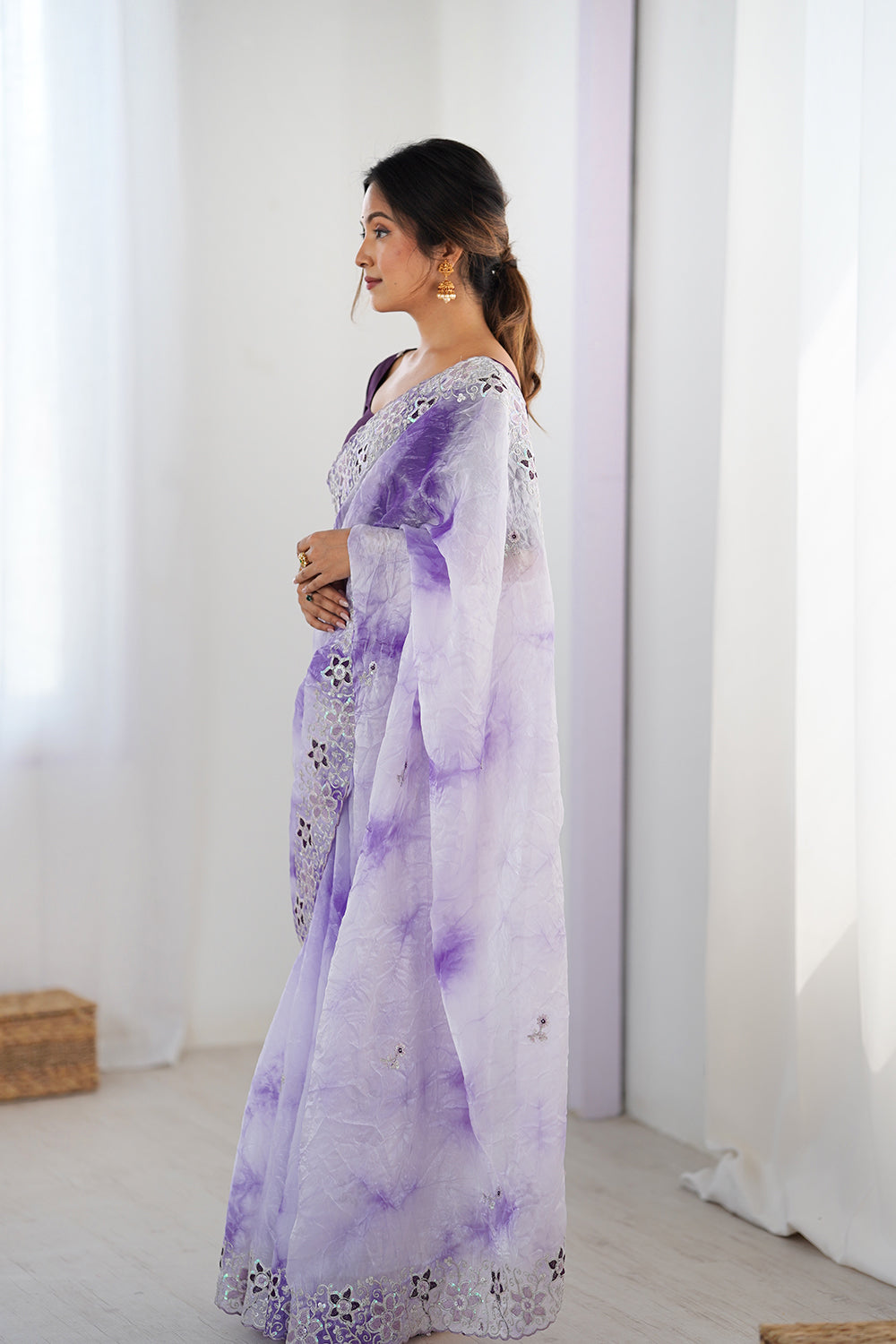 Urban Pallu Embroidered Poly Chiffon Daily Saree