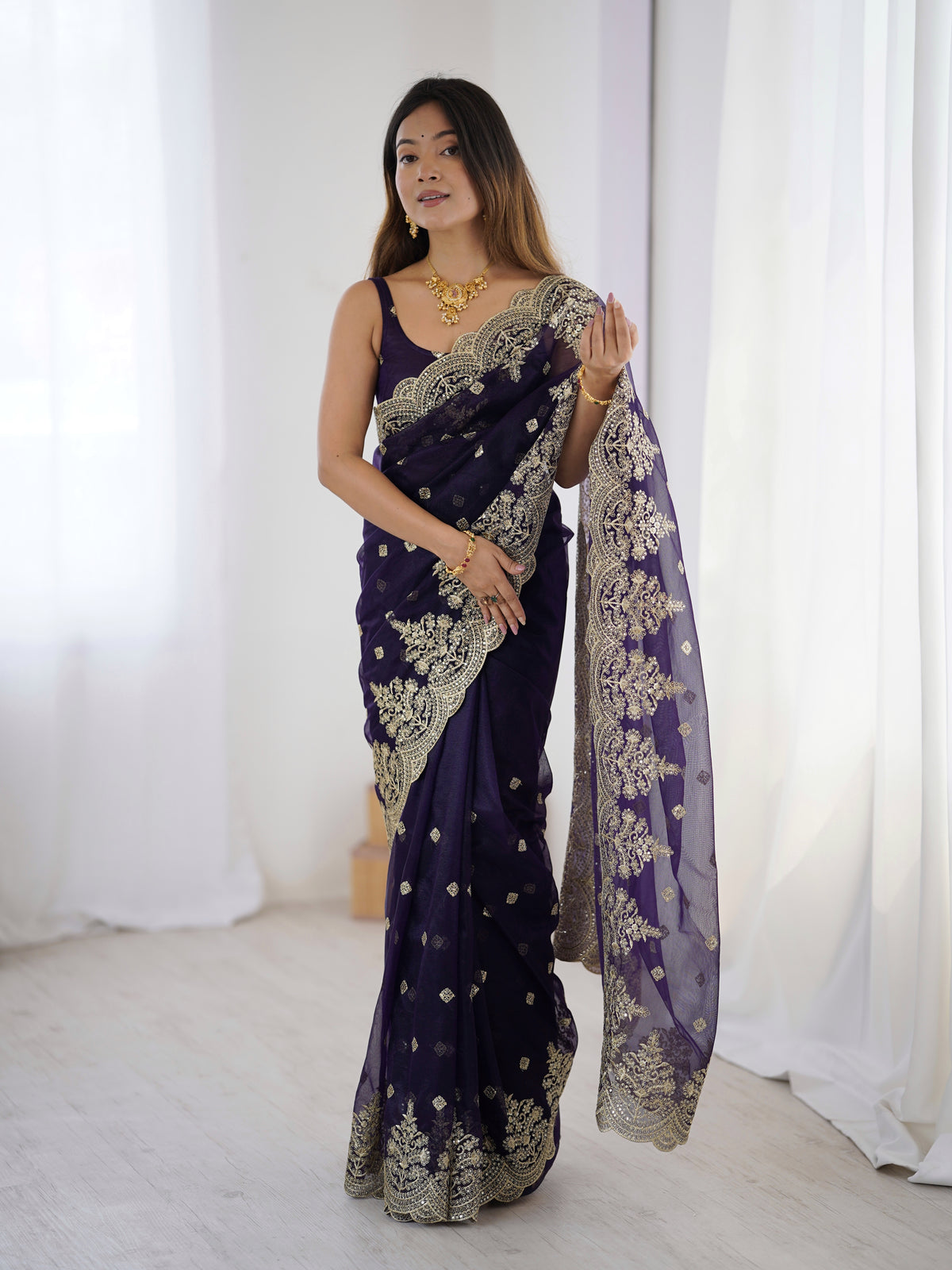 Urban Pallu Solid Net Festive Saree