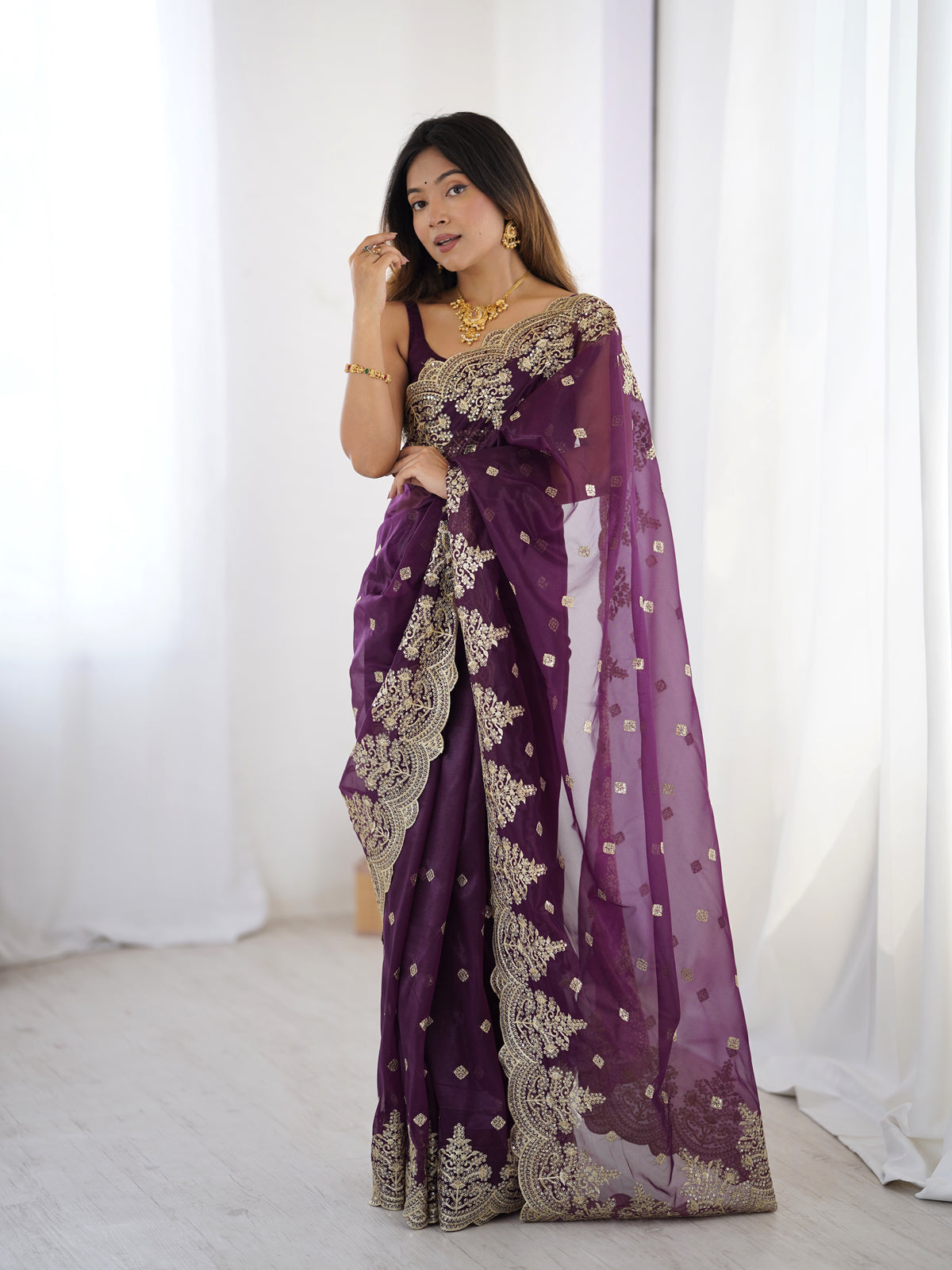 Urban Pallu Solid Net Festive Saree