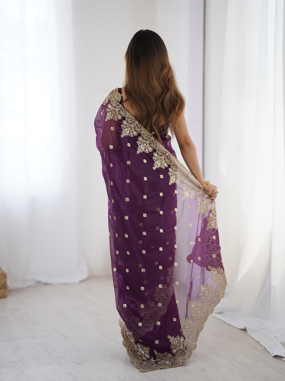 Urban Pallu Solid Net Festive Saree