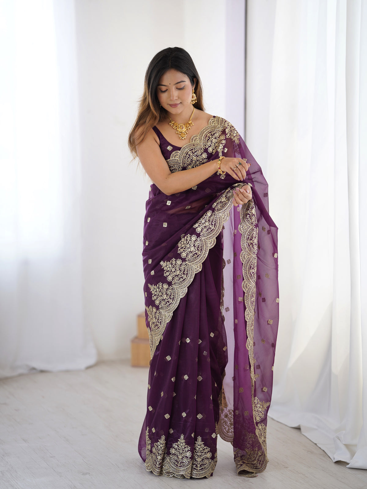 Urban Pallu Solid Net Festive Saree