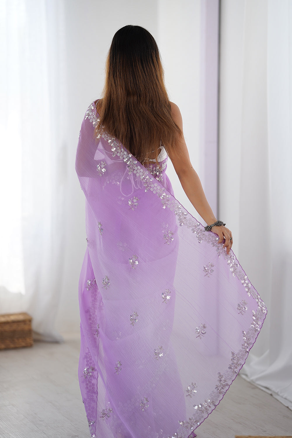 Urban Pallu Solid Poly Chiffon Daily Saree