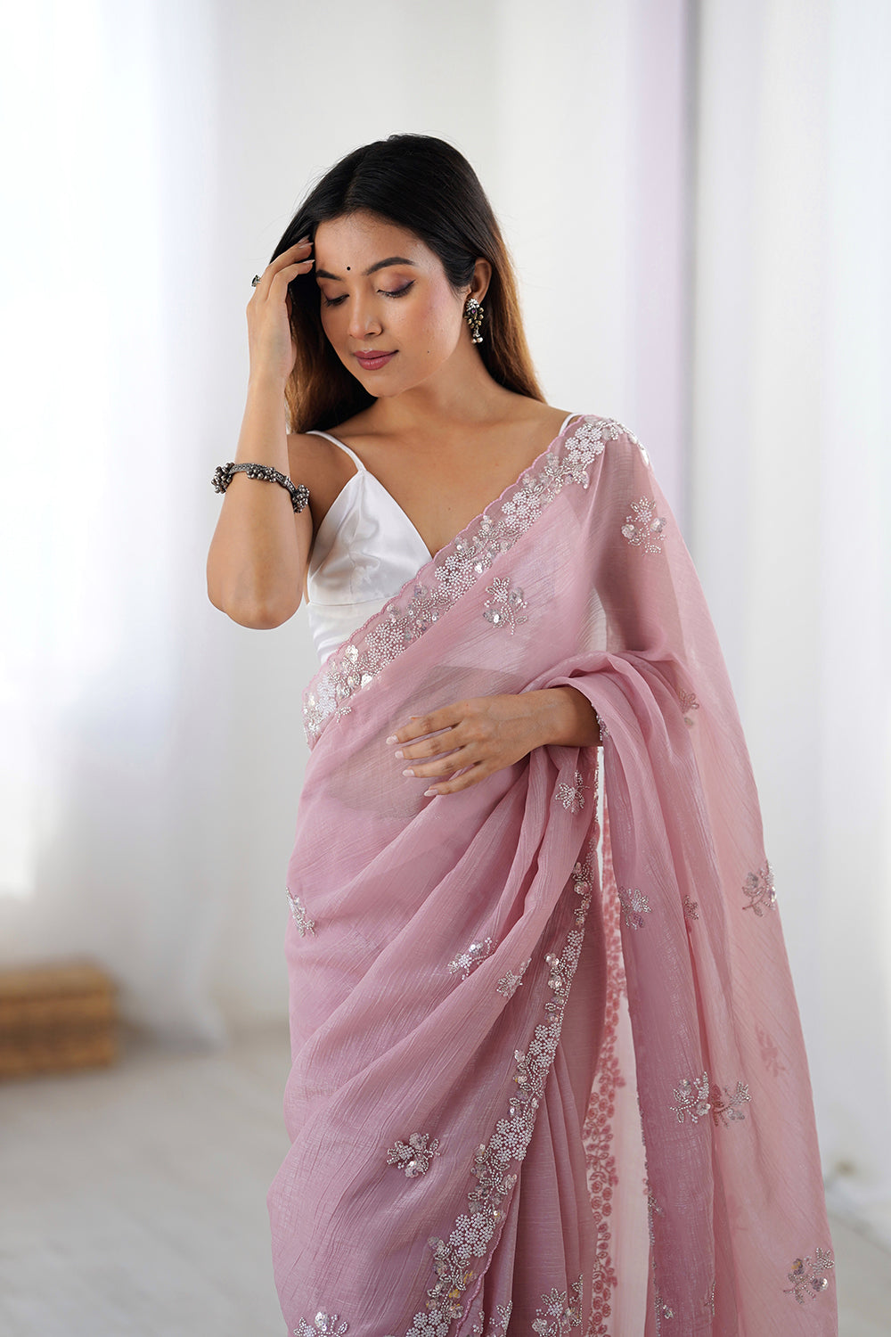 Urban Pallu Solid Poly Chiffon Daily Saree