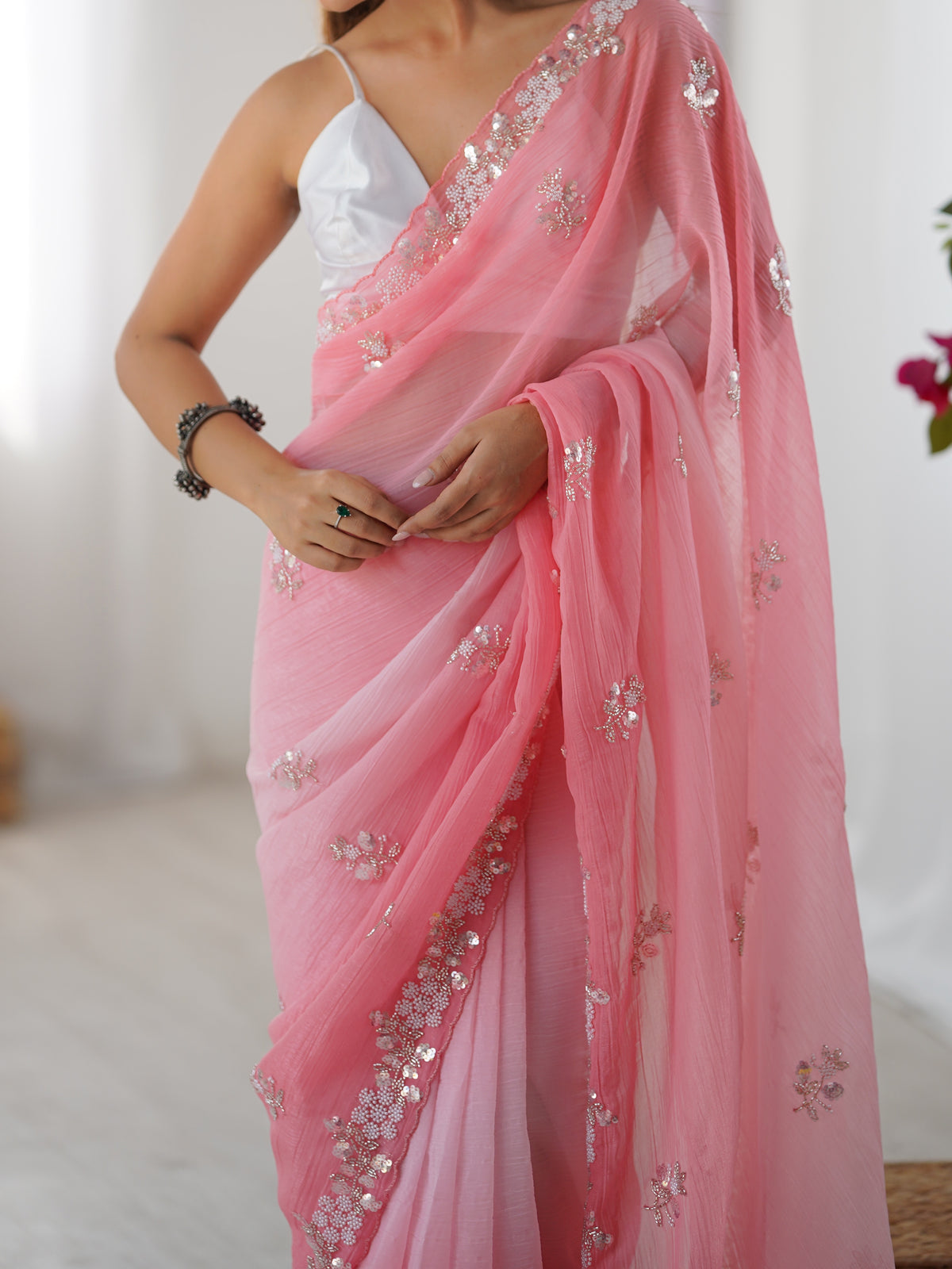 Urban Pallu Solid Poly Chiffon Daily Saree
