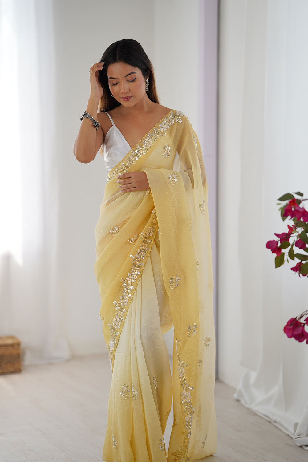 Urban Pallu Solid Poly Chiffon Daily Saree