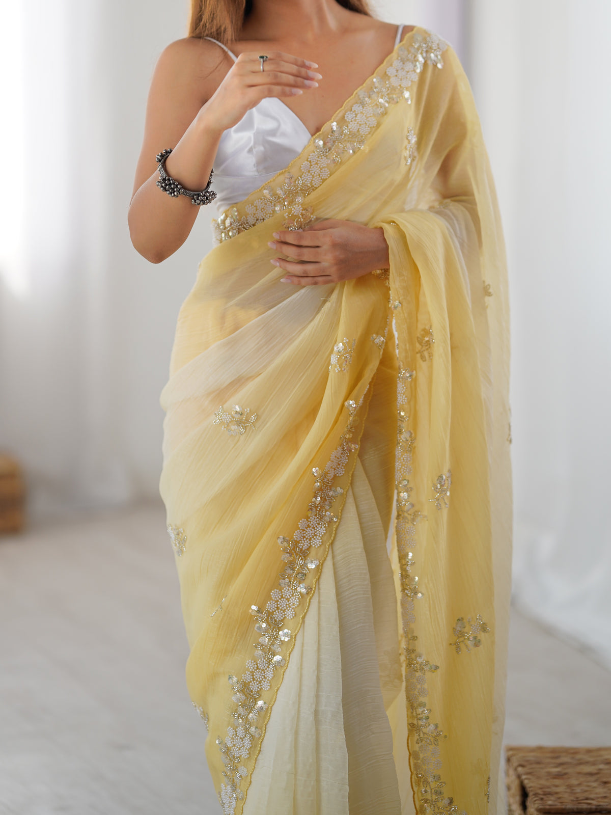 Urban Pallu Solid Poly Chiffon Daily Saree