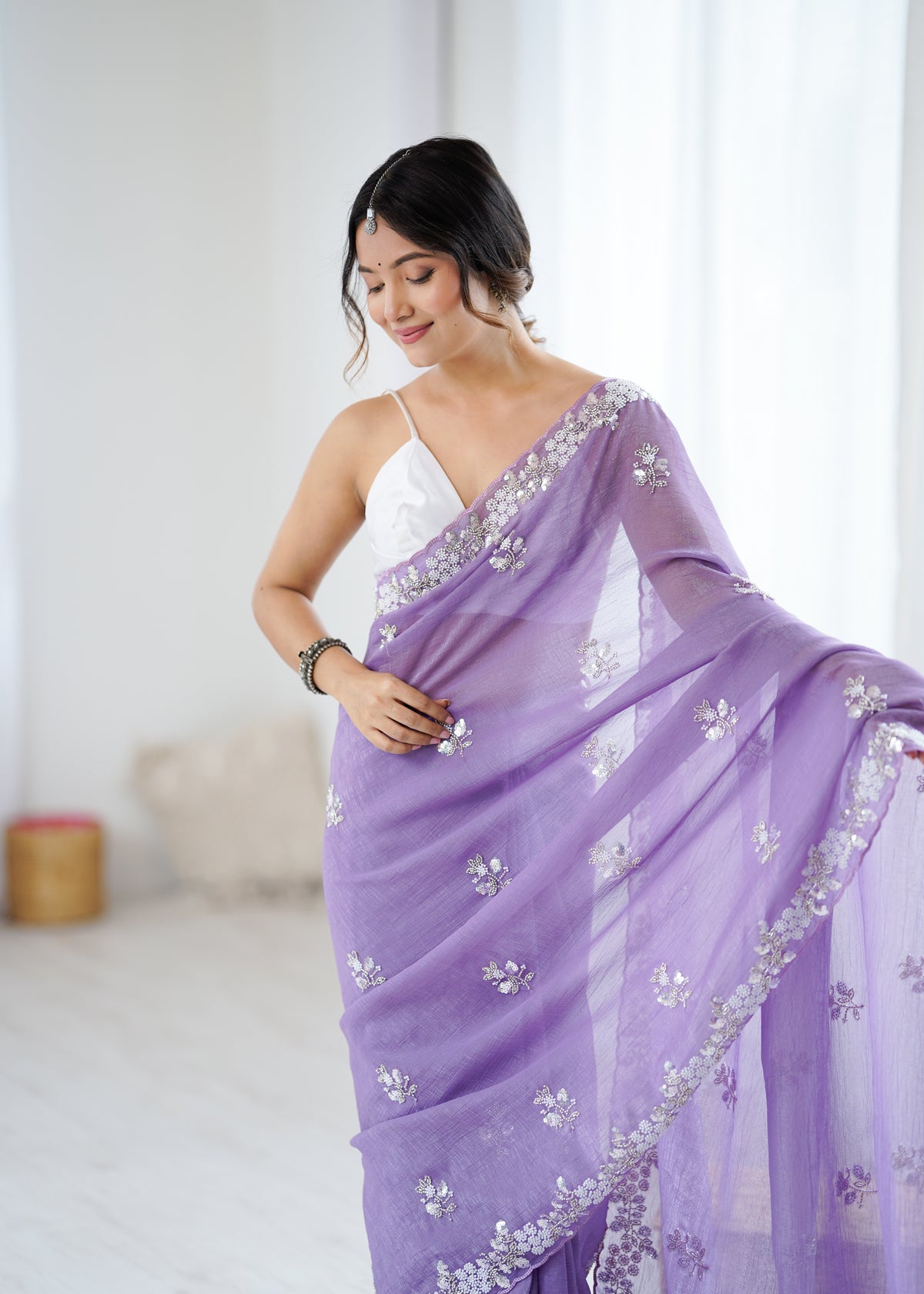 Urban Pallu Solid Poly Chiffon Daily Saree