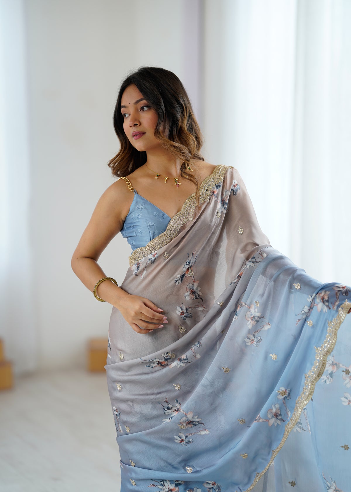 Urban Pallu Printed Poly Chiffon Daily Saree