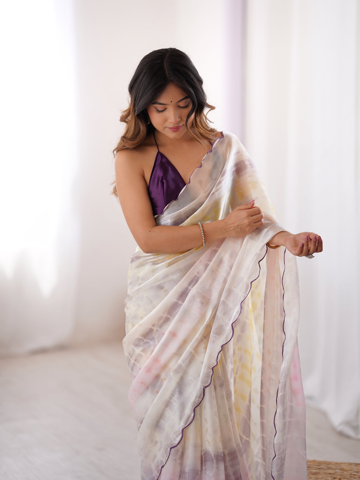 Urban Pallu Solid Organza Daily Saree