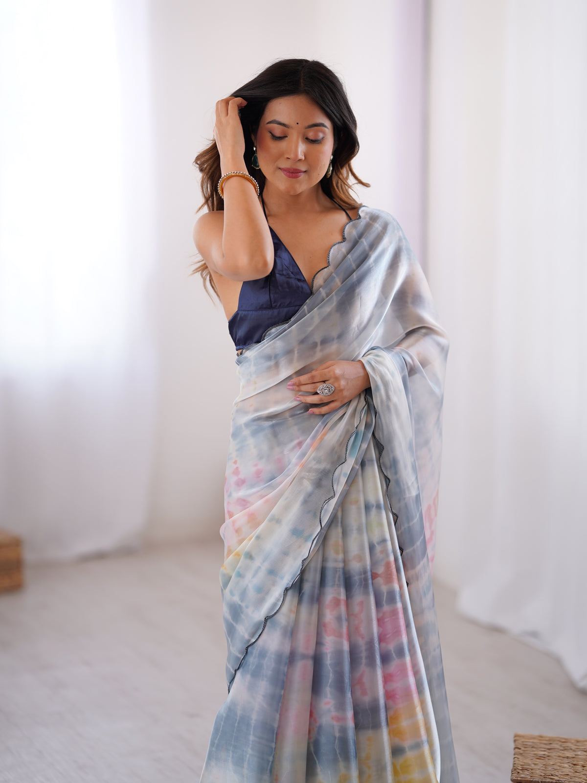 Urban Pallu Solid Organza Daily Saree