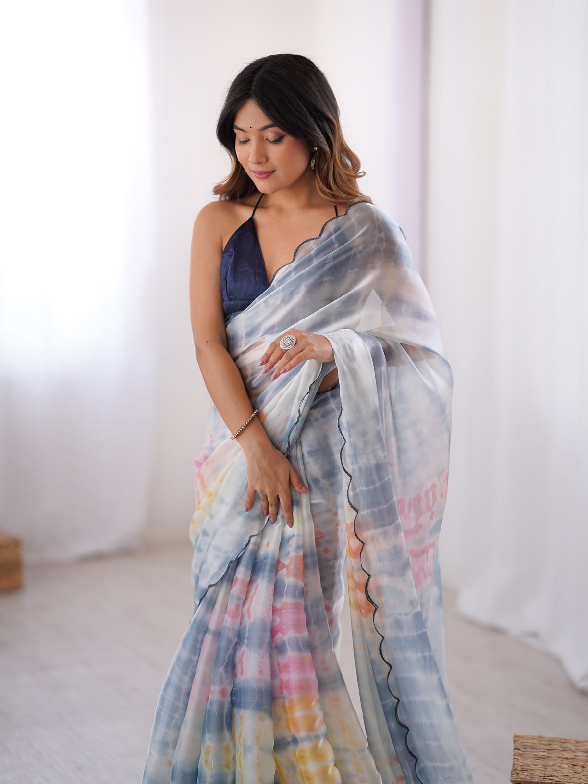 Urban Pallu Solid Organza Daily Saree