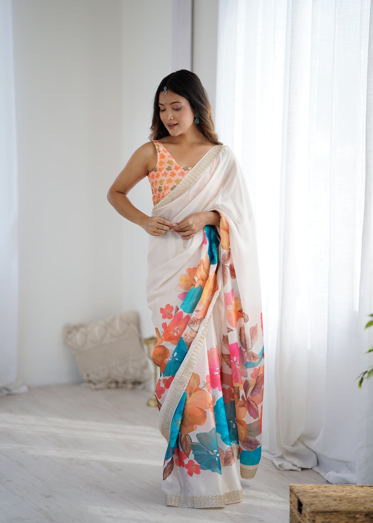 Urban Pallu Solid Organza Festive Saree